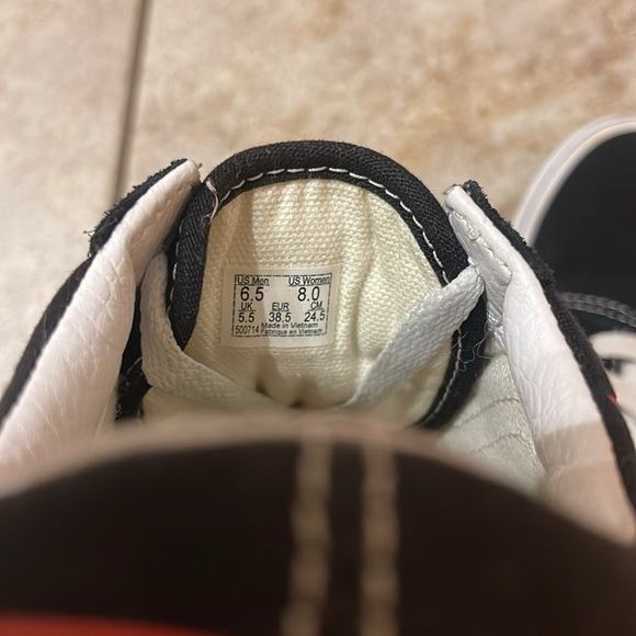 Vans size 8 - Picture 5 of 7